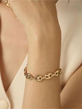 NEW 18K Gold Plated Coffee Bean Chunky Link Bracelet